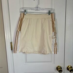Adidas Originals Skirt Cream Tan Snap Side Logo Athletic Size M